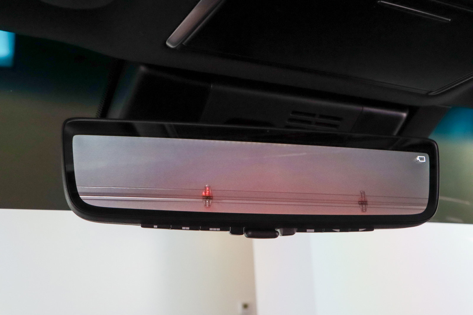 Used 2025 Lexus LX 600 4WD w/ Luxury Package image 24