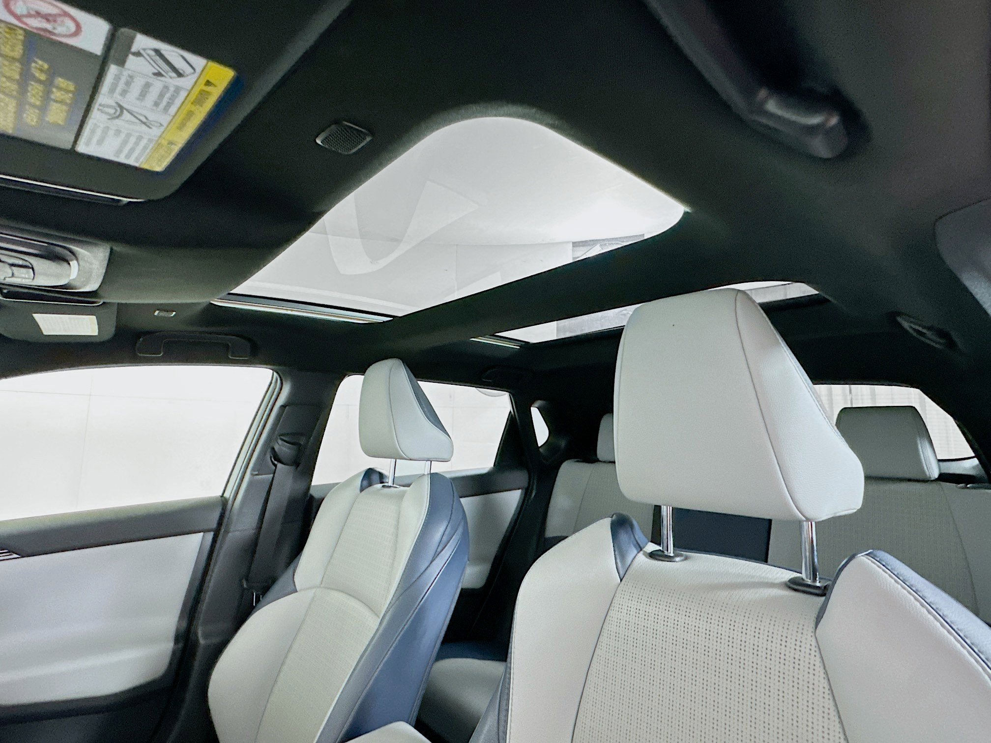 Used 2024 Subaru Solterra Touring w/ Touring Package image 27