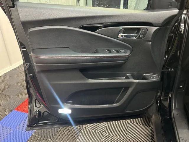 Used 2022 Honda Pilot Black Edition image 8