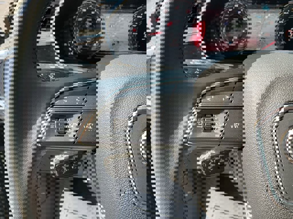 Used 2024 Audi Q3 2.0T Premium Plus image 9