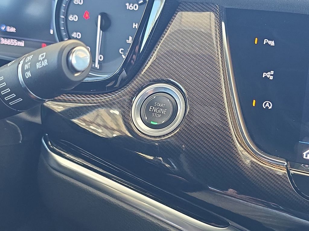 Certified 2023 Cadillac XT6 Sport w/ Platinum Package AWD/4WD image 17