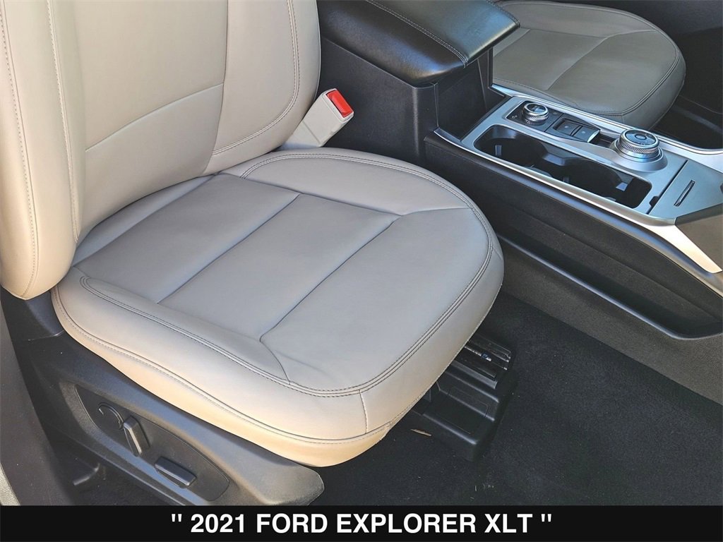 Used 2021 Ford Explorer XLT w/ Equipment Group 202A image 35