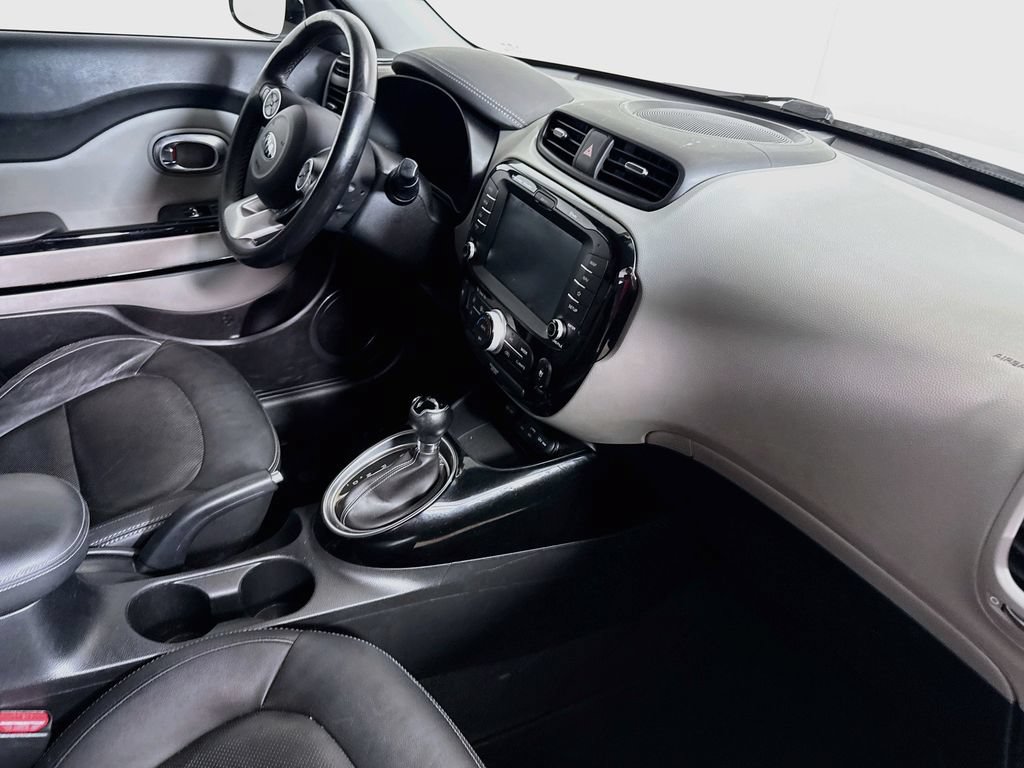 Used 2018 Kia Soul + w/ + Primo LIT Package FWD image 26