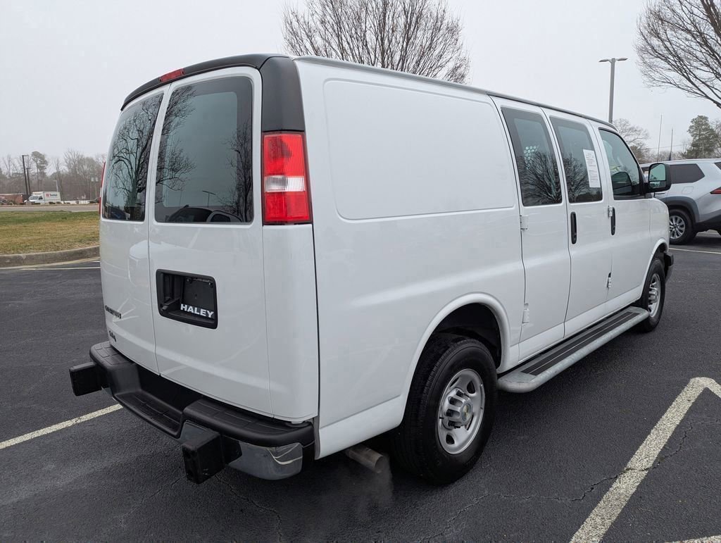 Used 2024 Chevrolet Express 2500 w/ Driver Convenience Package image 8