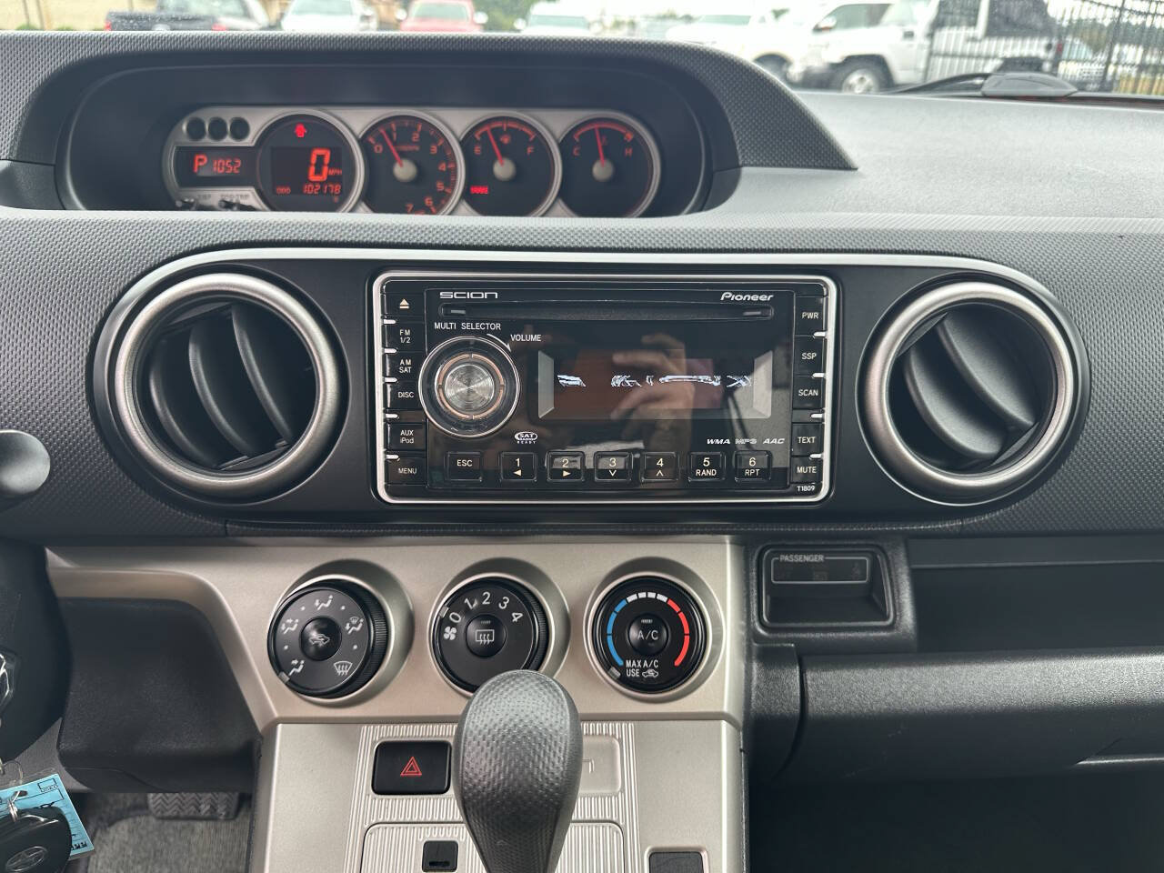 Used 2008 Scion xB FWD image 15