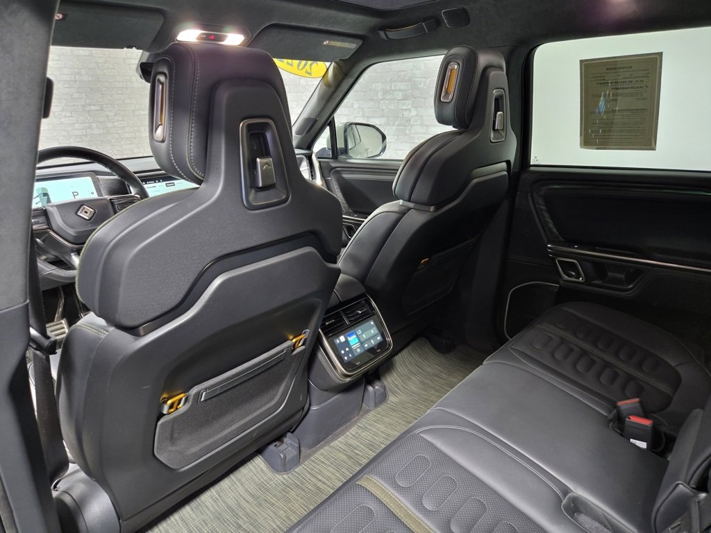 Used 2022 Rivian R1S Launch Edition image 32
