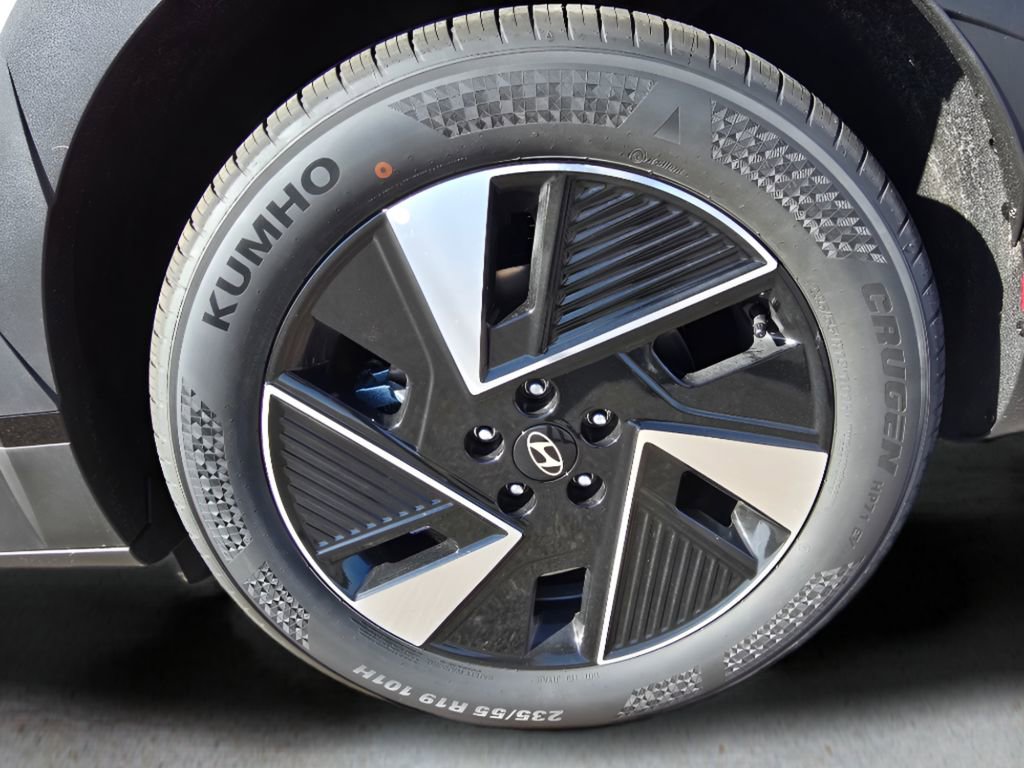 New 2026 Hyundai Ioniq 5 SEL image 11