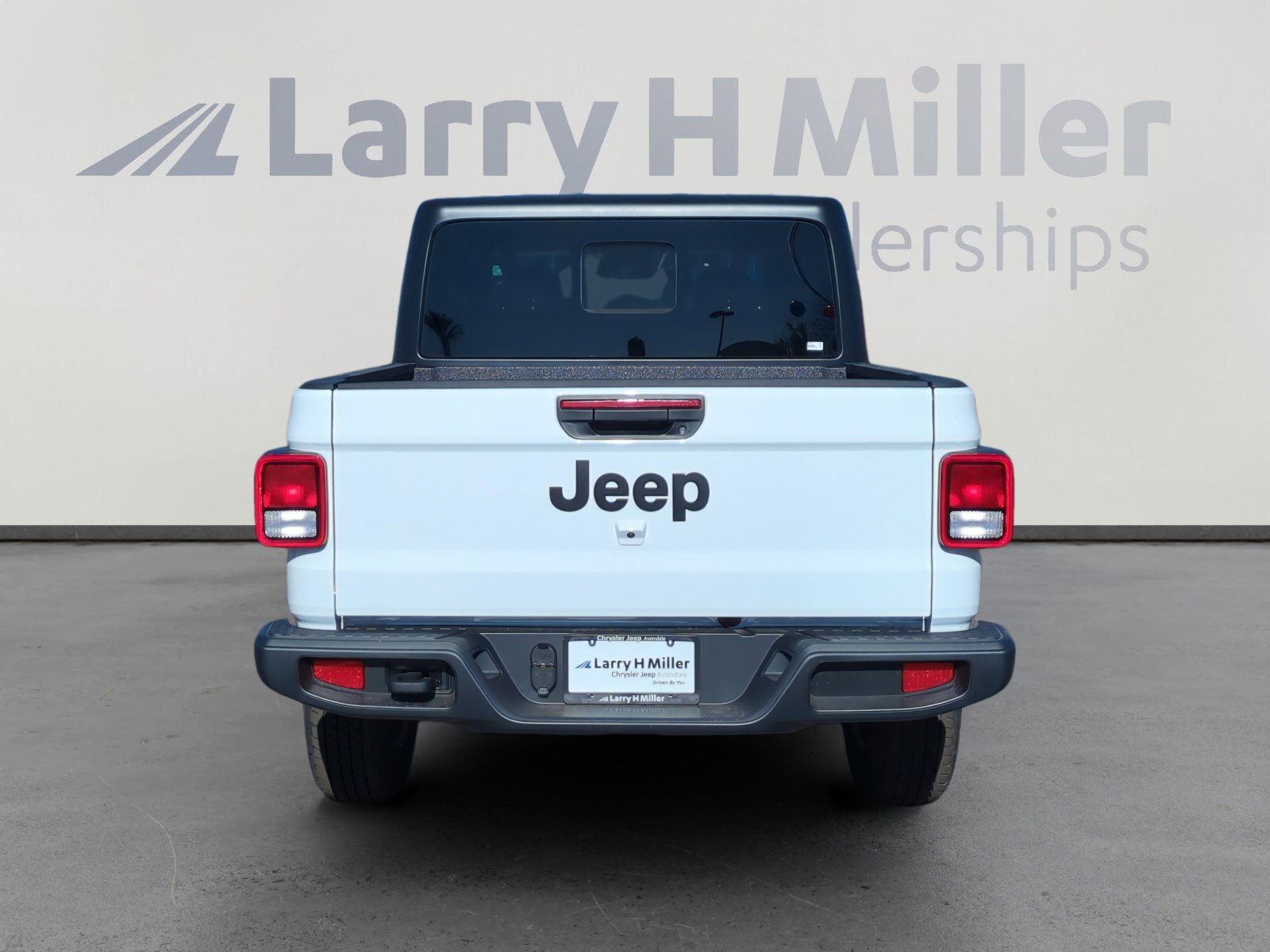 New 2026 Jeep Gladiator Sport image 4