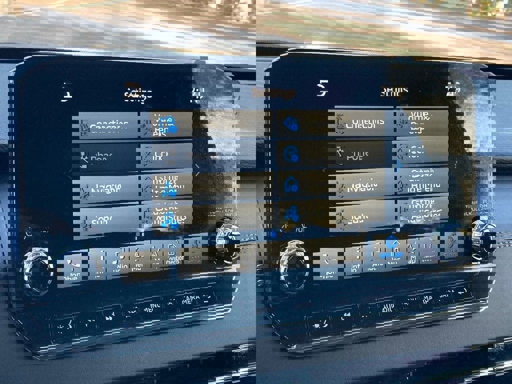 Used 2024 Mitsubishi Outlander SE Black Edition image 23