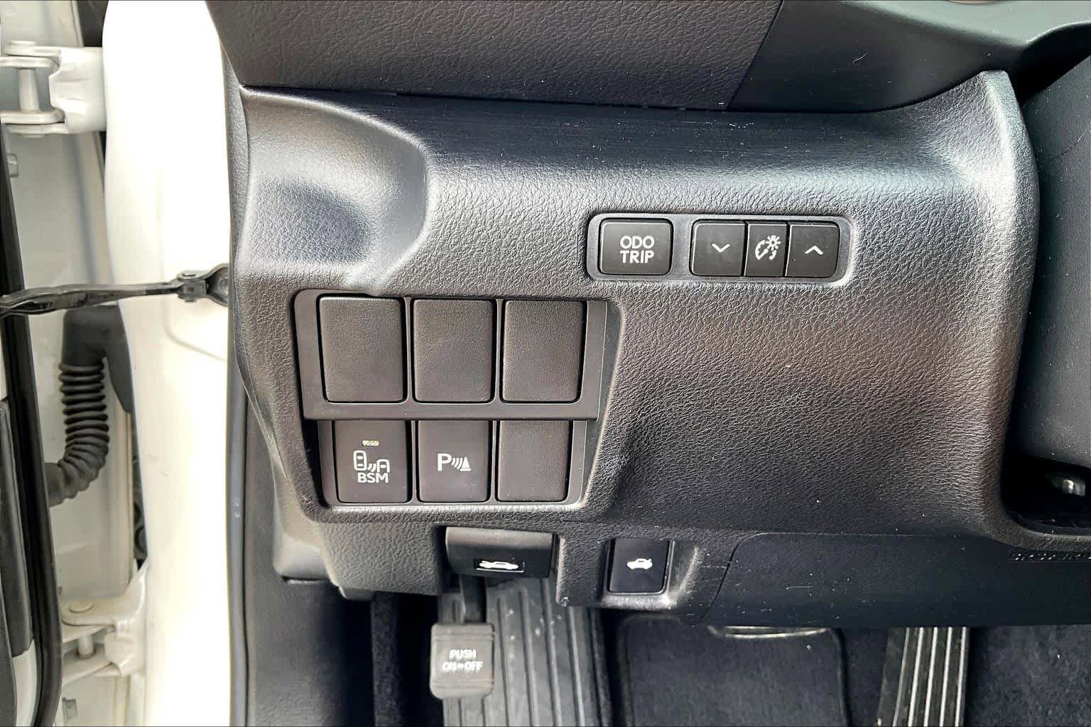 Used 2014 Lexus IS 250 w/ Navigation Package RWD image 33