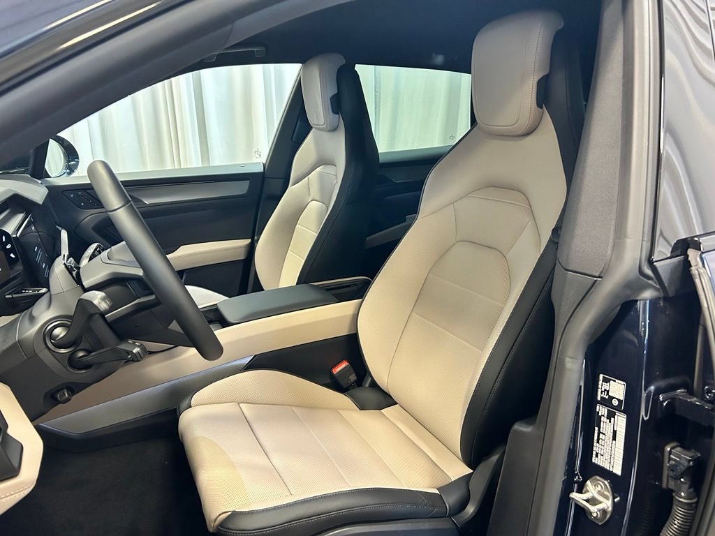 New 2026 Porsche Cayenne Electric AWD/4WD image 5