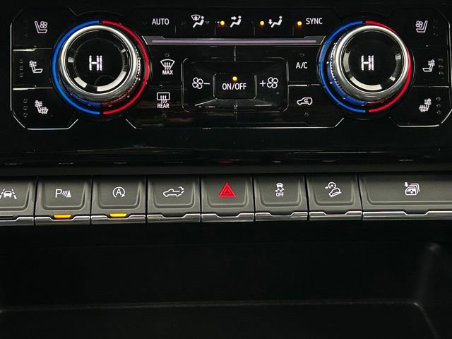 Used 2024 GMC Sierra 1500 Denali w/ Denali Reserve Package image 30