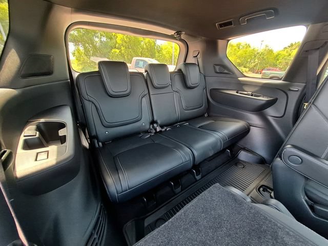 New 2026 Nissan Armada PRO-4X w/ Captain's Chari Seat Package AWD/4WD image 31