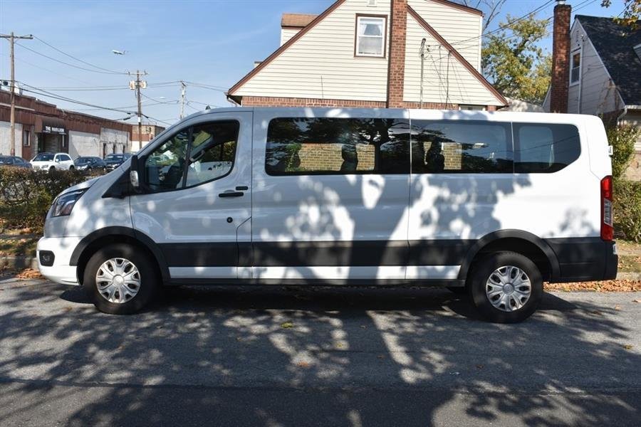 Used 2024 Ford Transit 350 XLT image 5