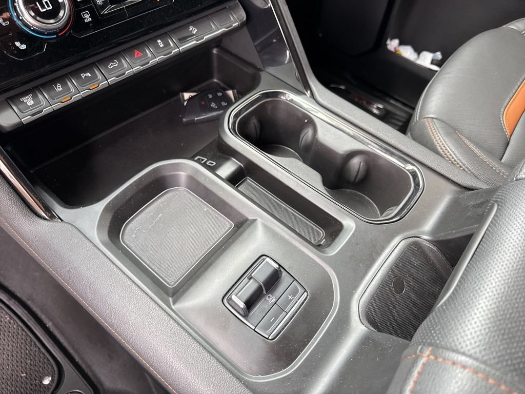 Used 2024 GMC Sierra 2500 AT4 w/ AT4 Preferred Package AWD/4WD image 28