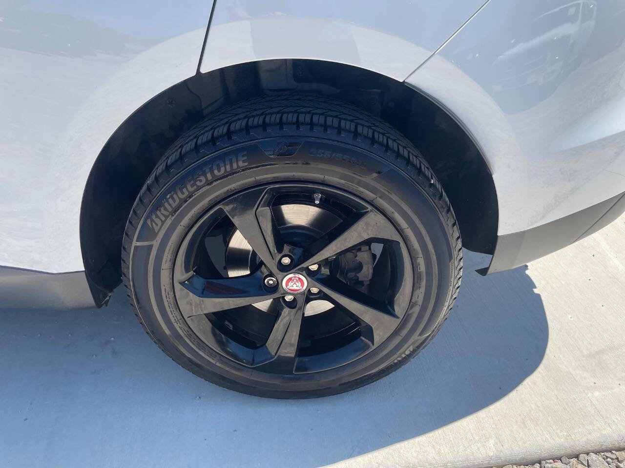 Used 2018 Jaguar F-PACE Premium AWD/4WD image 15