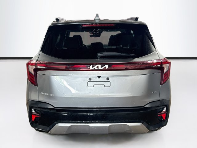 Certified 2025 Kia Seltos S AWD/4WD image 6