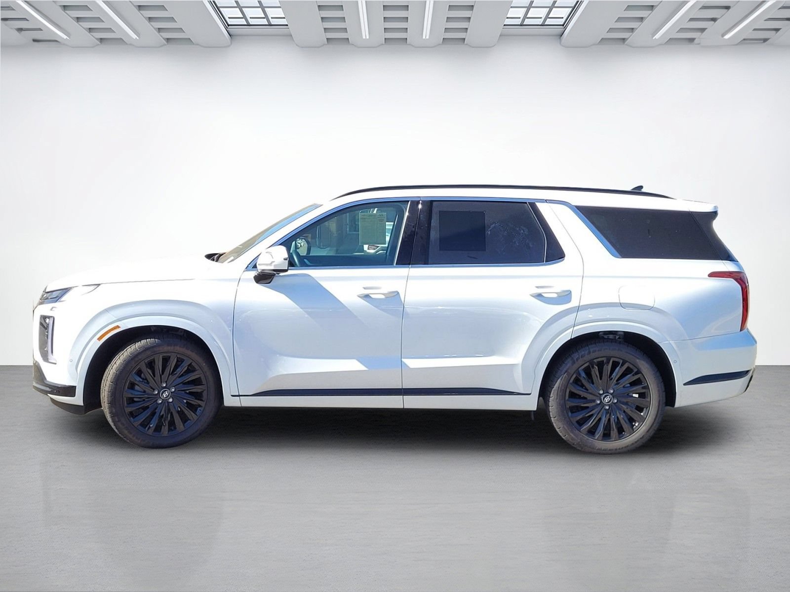 Certified 2024 Hyundai Palisade Calligraphy AWD/4WD image 15
