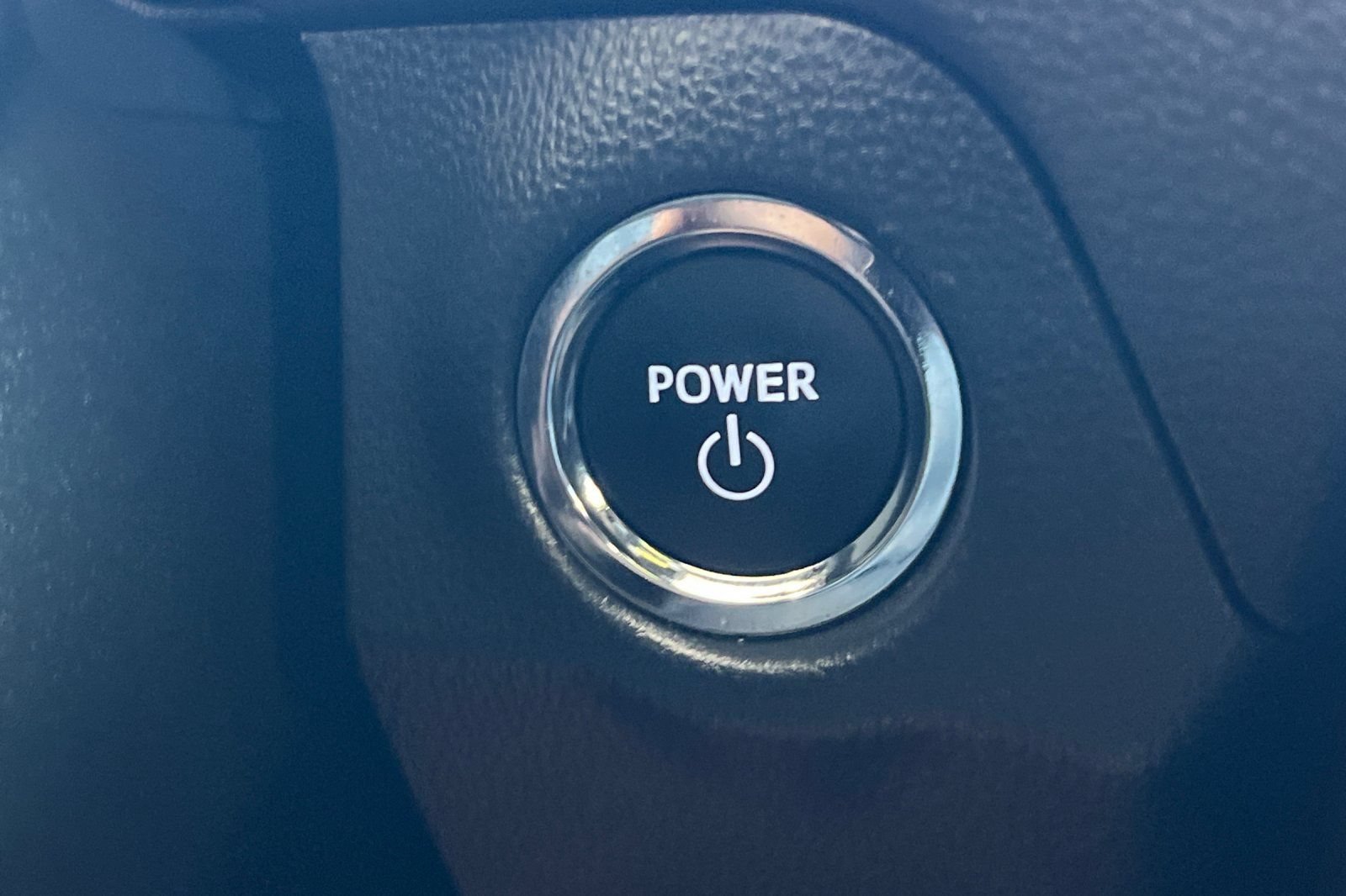 Used 2023 Toyota RAV4 XSE AWD/4WD image 19