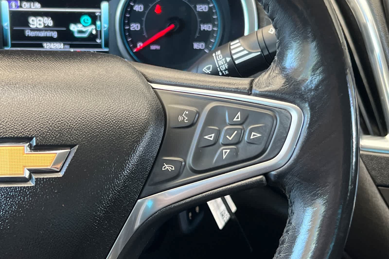 Used 2018 Chevrolet Malibu LT FWD image 26
