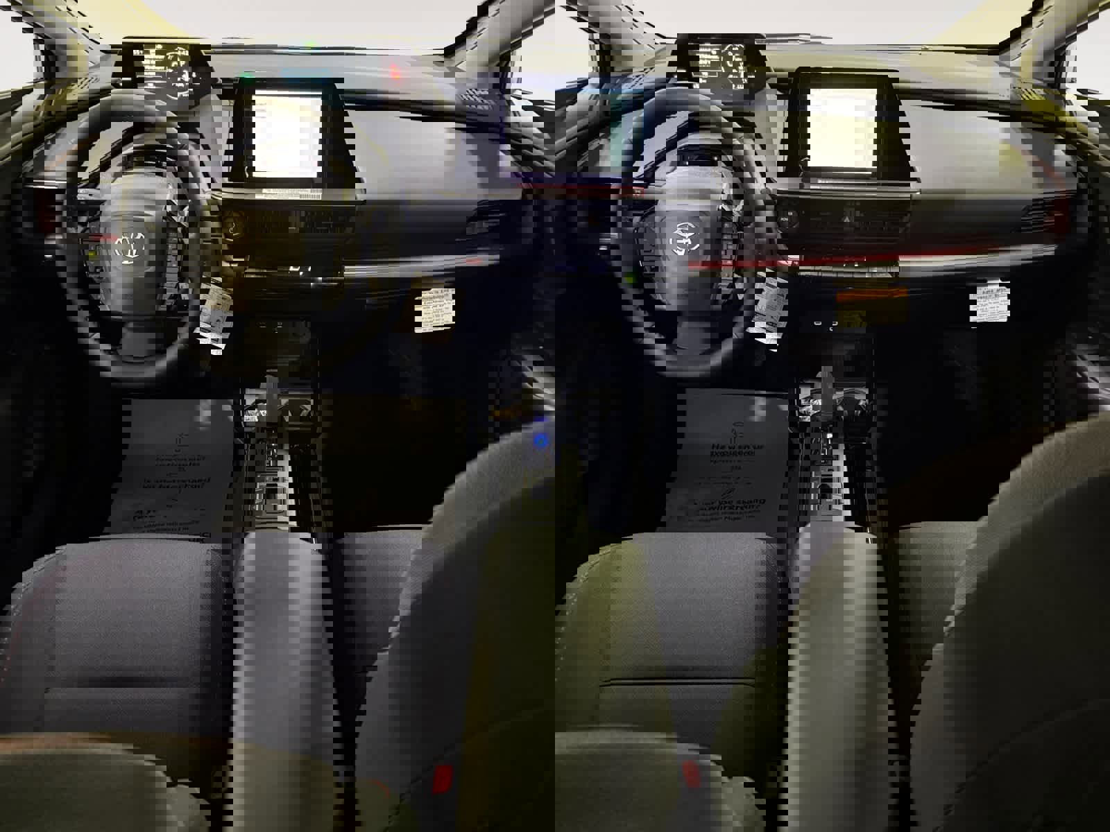 New 2026 Toyota Prius Plug-In Hybrid image 10