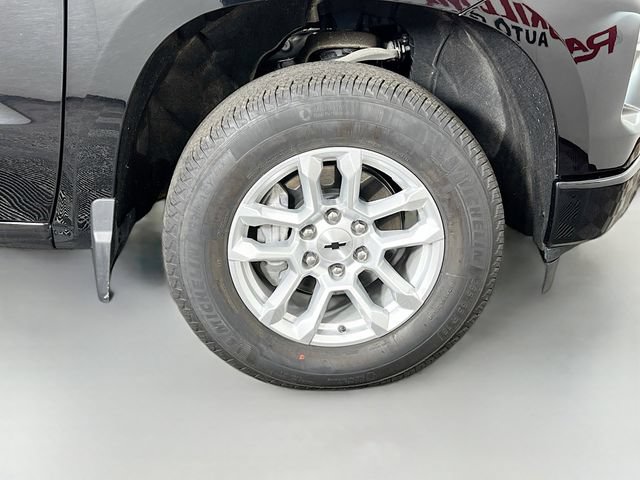 Used 2026 Chevrolet Silverado 1500 RST AWD/4WD image 36