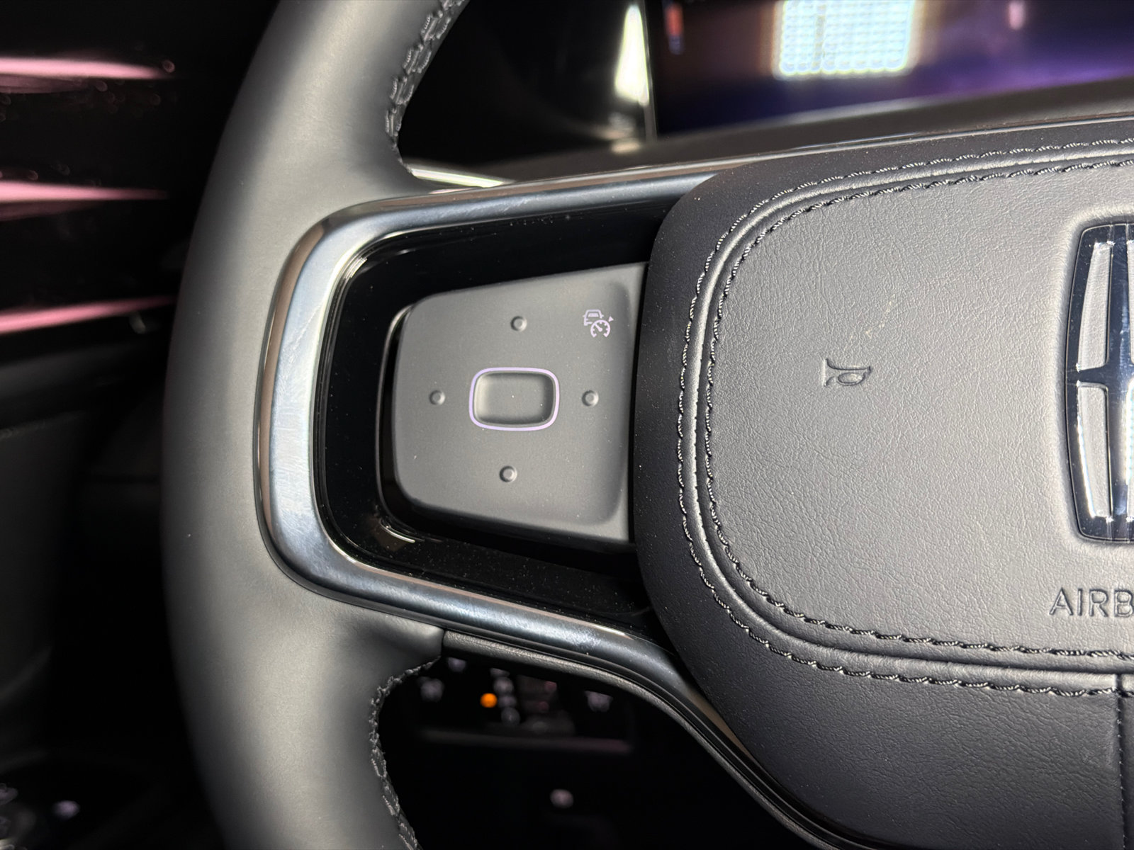 New 2026 Lincoln Nautilus Premier AWD/4WD image 23