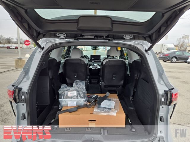 New 2026 Toyota Sienna XSE image 32