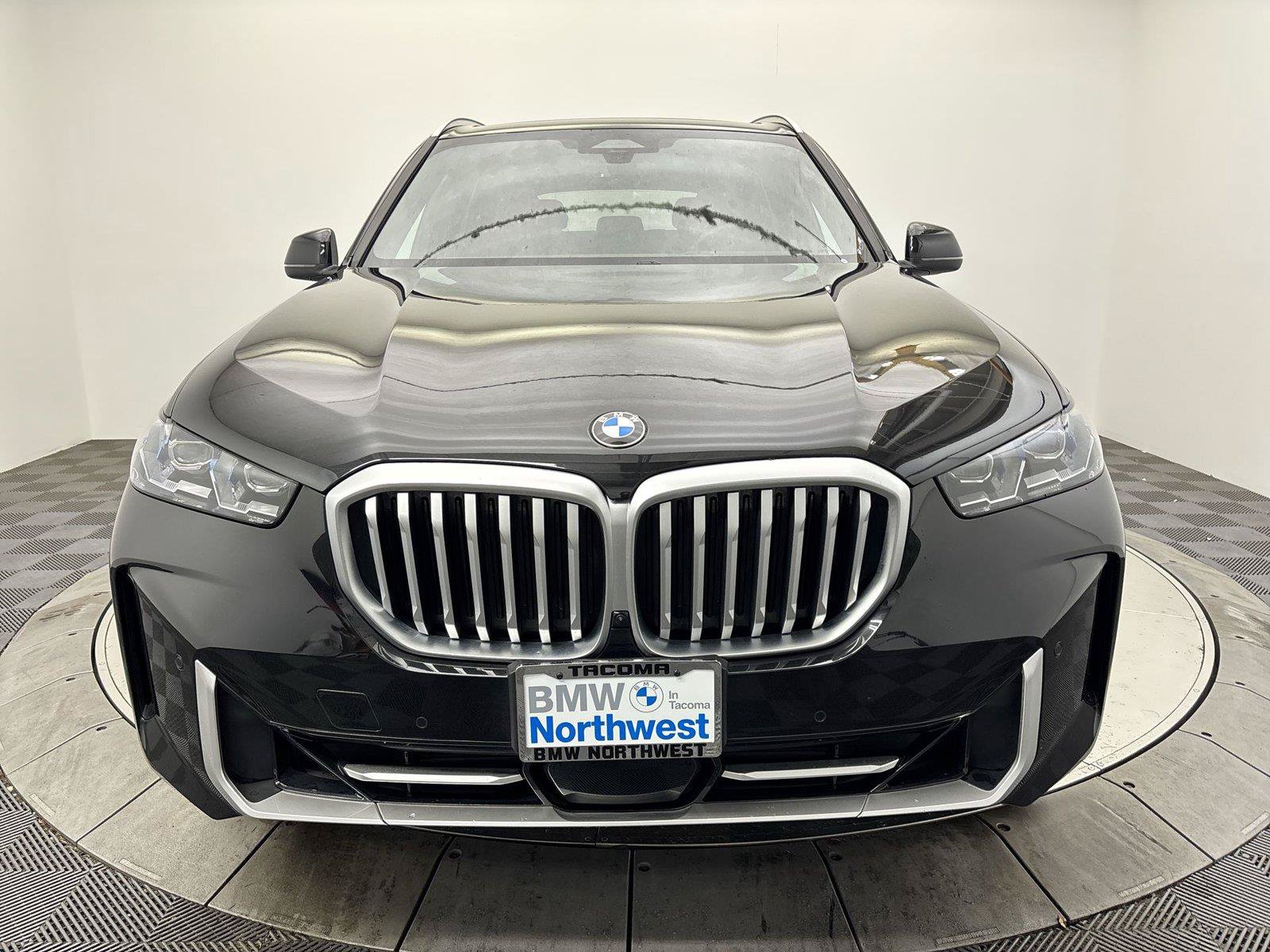 Used 2024 BMW X5 xDrive40i w/ Premium Package AWD/4WD image 14