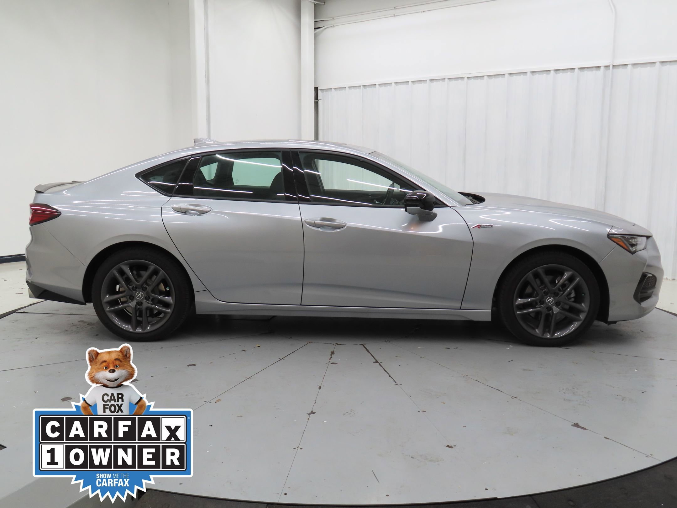 Used 2025 Acura TLX SH-AWD w/ A-SPEC Pkg image 2