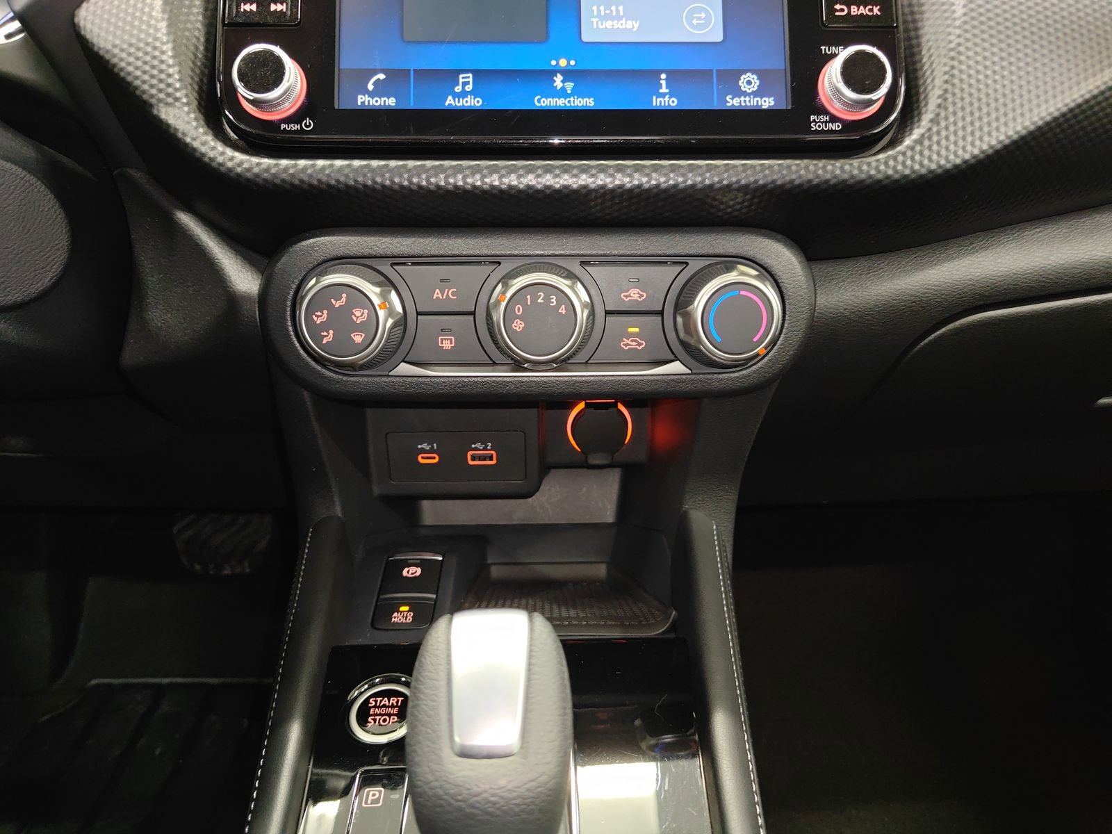 Used 2024 Nissan Kicks SV image 24