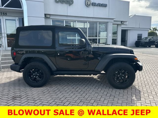 Certified 2022 Jeep Wrangler Willys image 6
