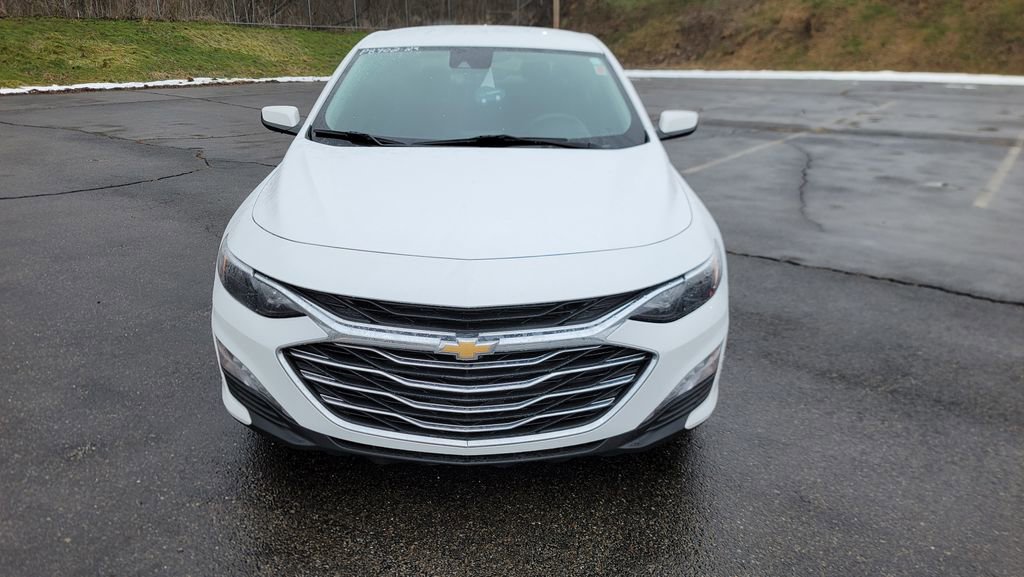 Used 2023 Chevrolet Malibu LT image 4