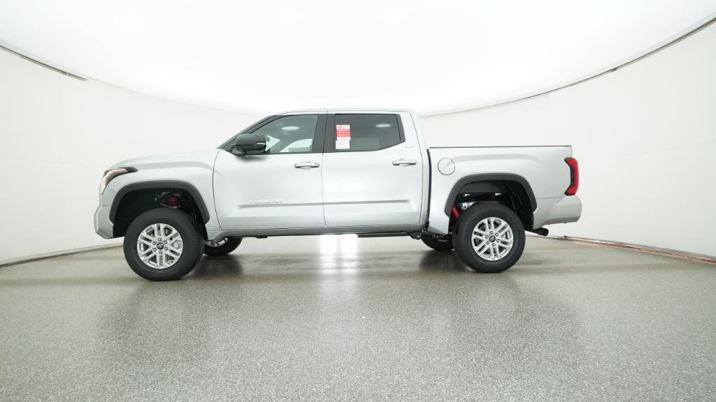 New 2026 Toyota Tundra SR5 AWD/4WD image 32