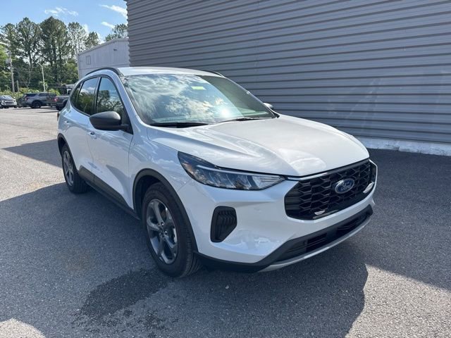 New 2025 Ford Escape ST-Line w/ Equipment Group 301A image 1