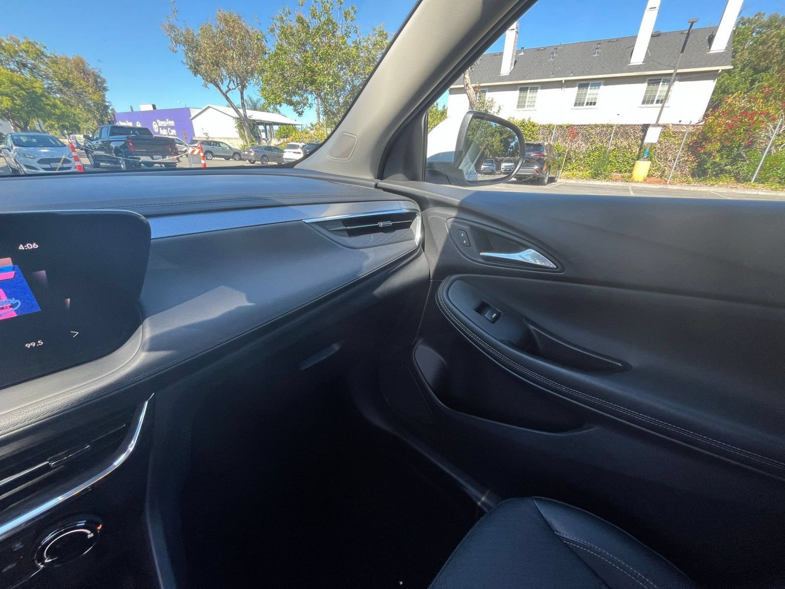 Used 2025 Buick Encore GX Preferred FWD image 33