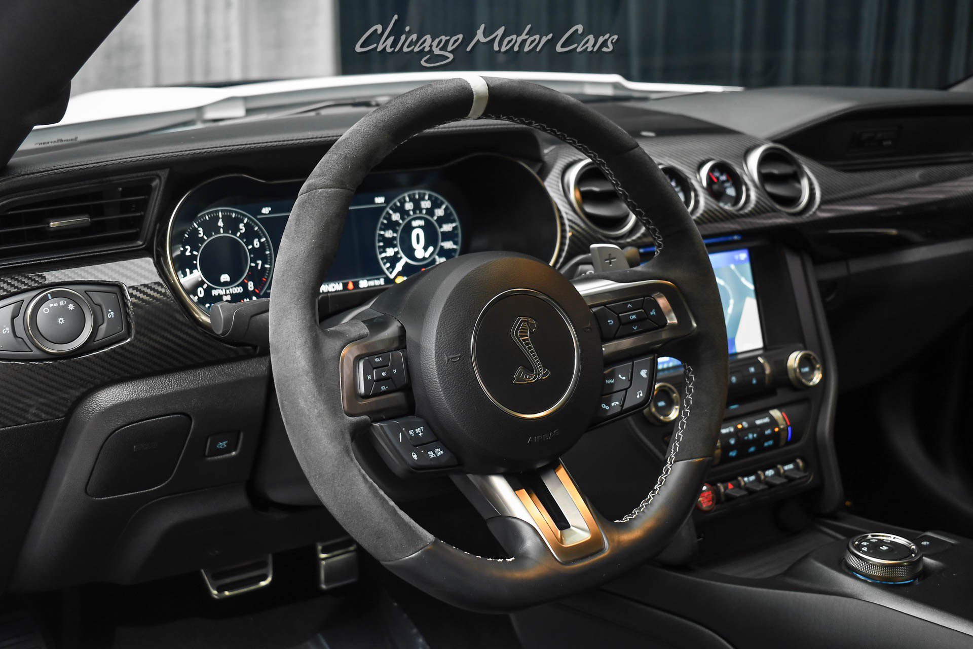 Used 2022 Ford Mustang Shelby GT500 w/ Carbon Fiber Track Pack RWD image 9