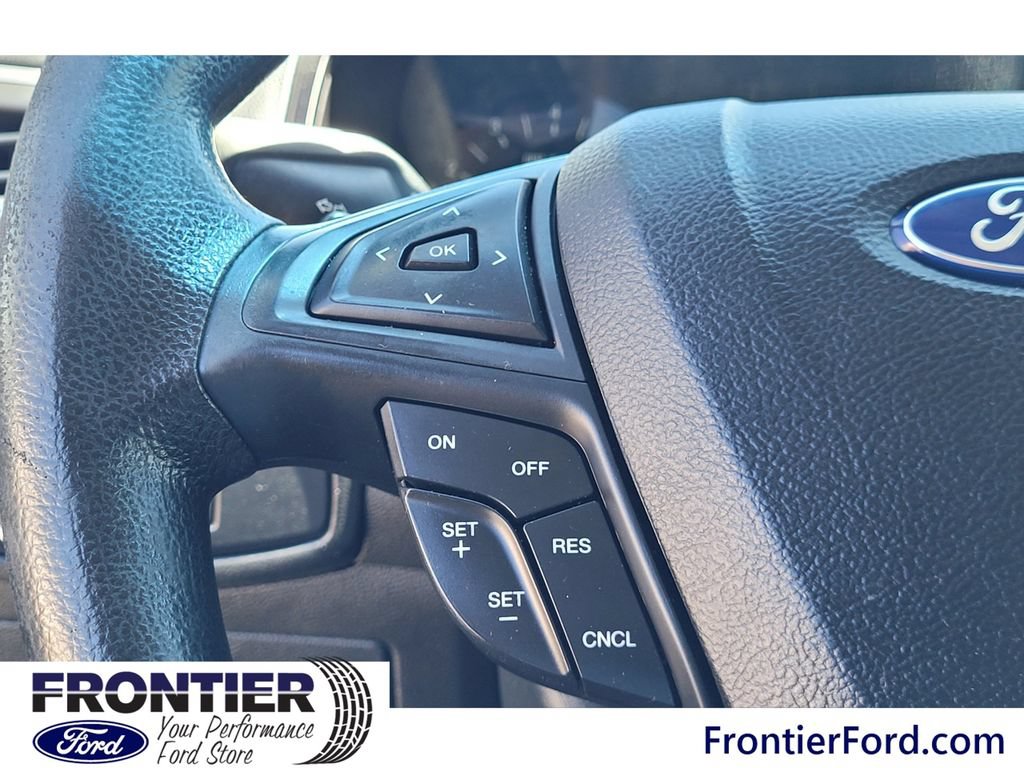 Used 2017 Ford Edge SE AWD/4WD image 15