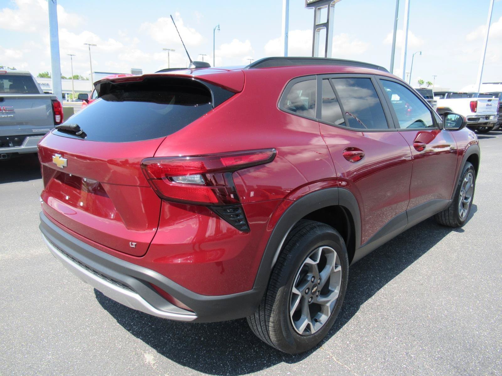 Certified 2024 Chevrolet Trax LT FWD image 5