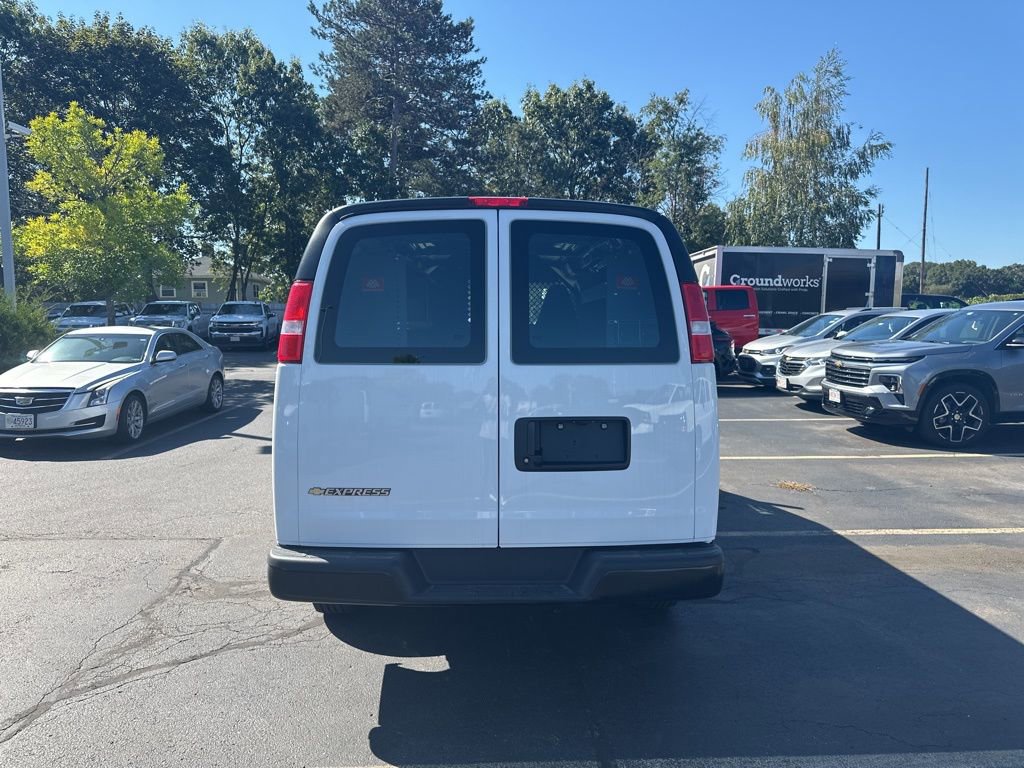 New 2025 Chevrolet Express 2500 w/ Communications Package image 4