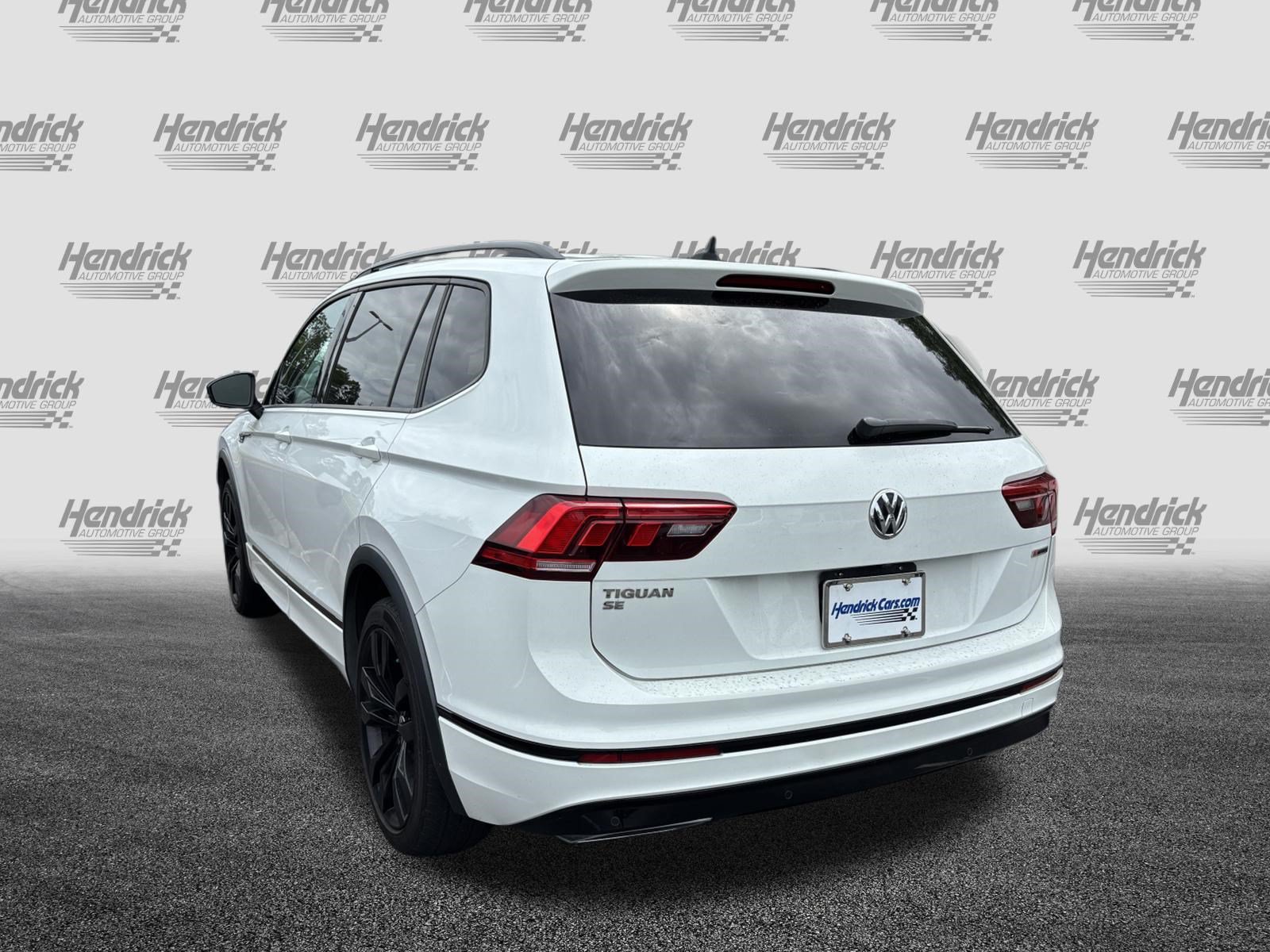 Used 2021 Volkswagen Tiguan SE R-Line AWD/4WD image 7