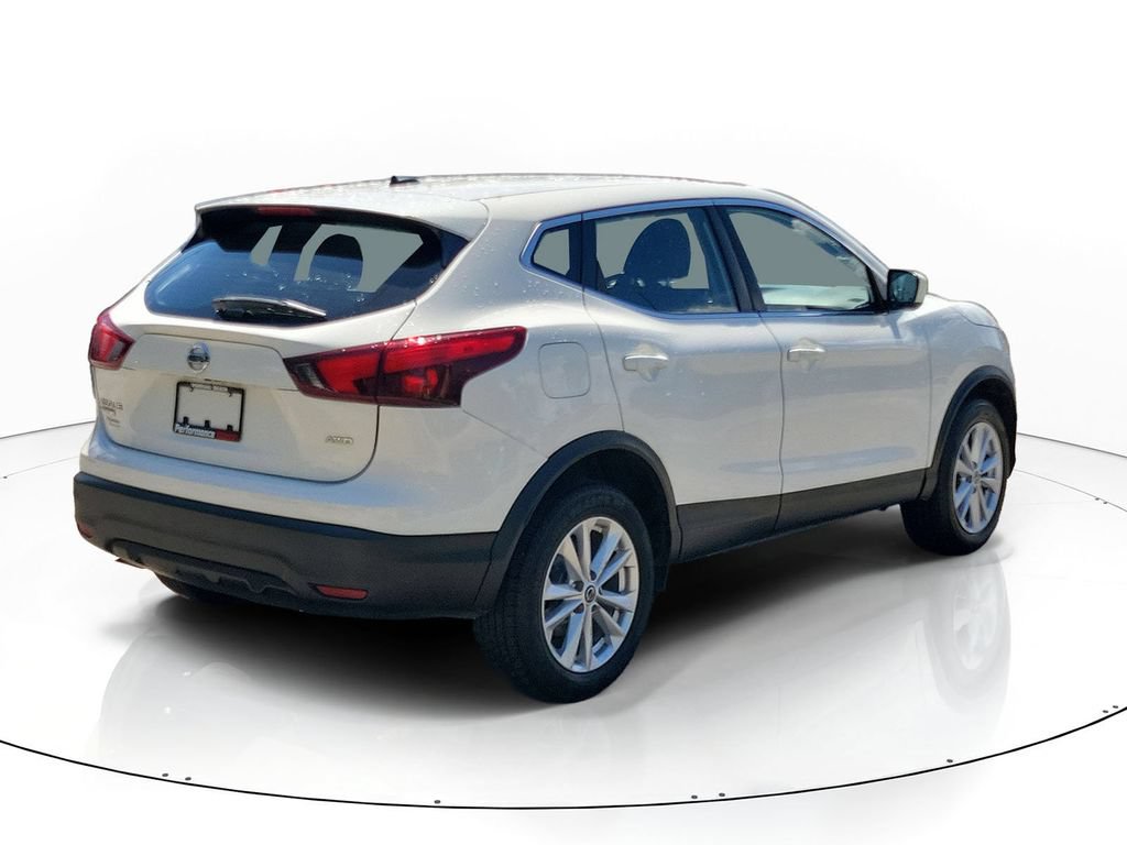 Used 2019 Nissan Rogue Sport S w/ Appearance Package AWD/4WD image 6