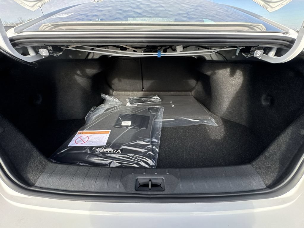 New 2026 Nissan Sentra SV w/ SV Convenience Package FWD image 23