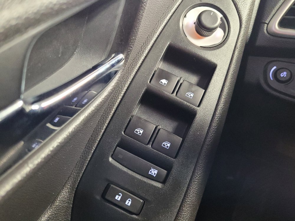 Used 2020 Chevrolet Trax LS w/ Tint and Cruise Package FWD image 27