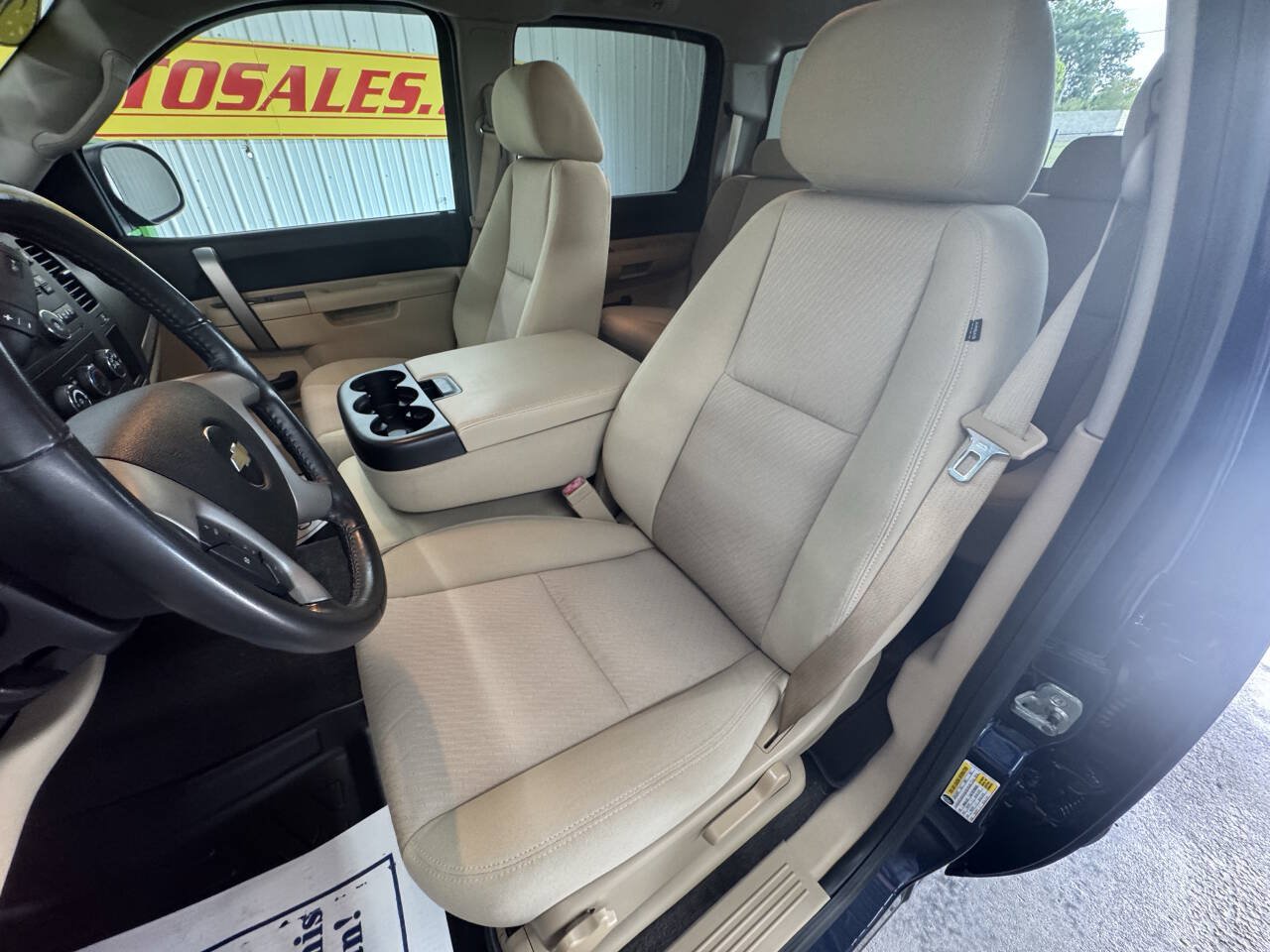 Used 2010 Chevrolet Silverado 1500 LT w/ Power Pack Plus AWD/4WD image 21
