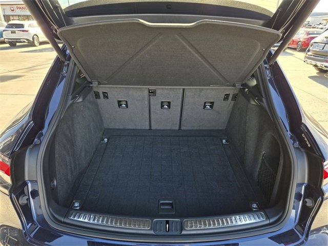 Used 2022 Porsche Macan image 9
