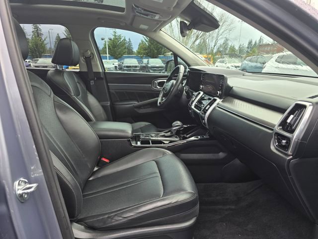 Certified 2023 Kia Sorento SX image 12