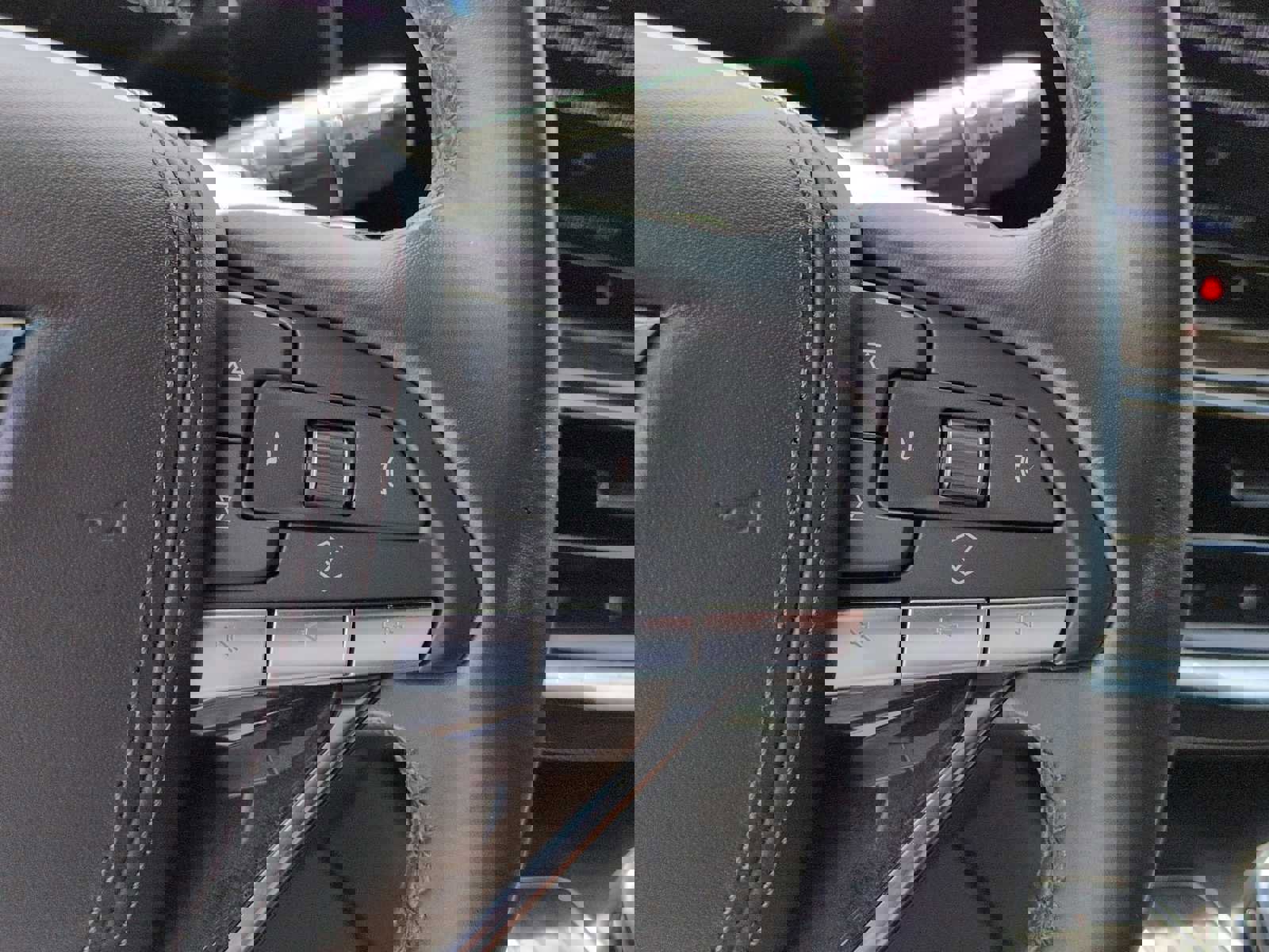 Certified 2024 Cadillac Escalade ESV Sport Platinum w/ LPO, ONYX Package AWD/4WD image 16