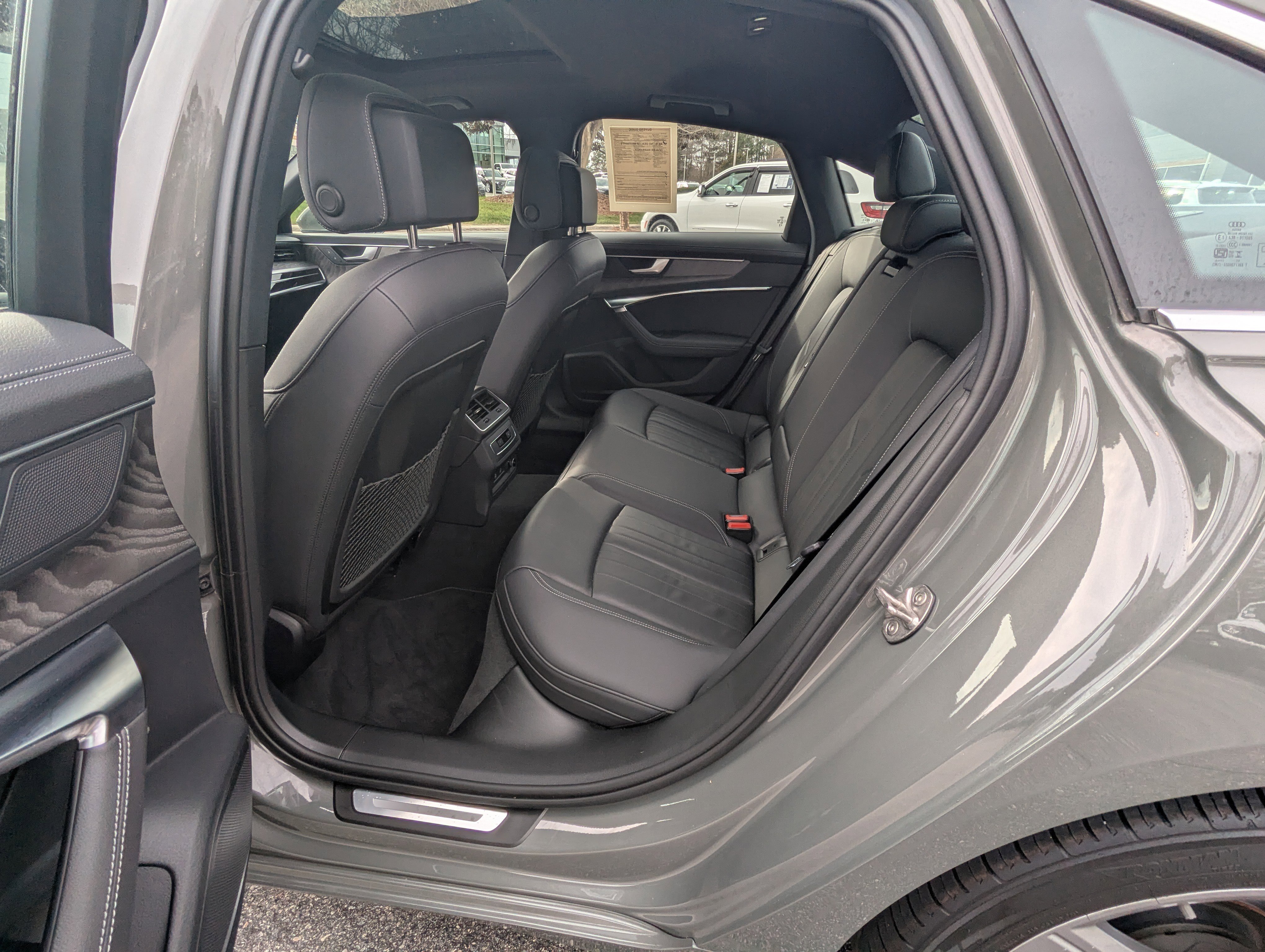 Used 2024 Audi A6 Premium Plus image 12