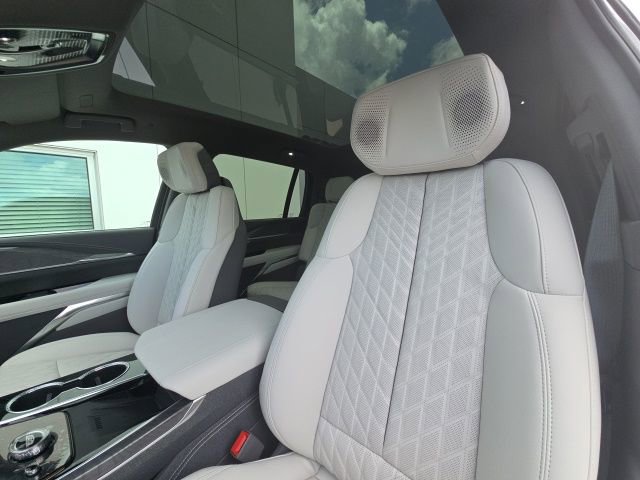 New 2026 Cadillac Escalade IQ Sport 1 w/ LPO, ONYX Package AWD/4WD image 11